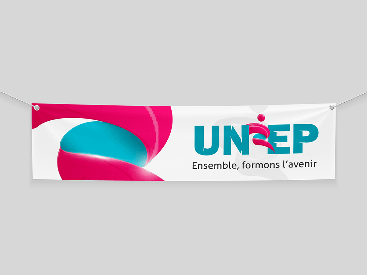 Banderole UNREP Ensemble, formons l'avenir